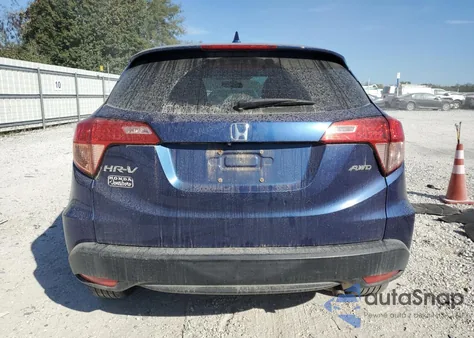 2017 Honda Hr-V Lx z USA, uszkodzony, nr VIN 3CZRU6H37HM700632